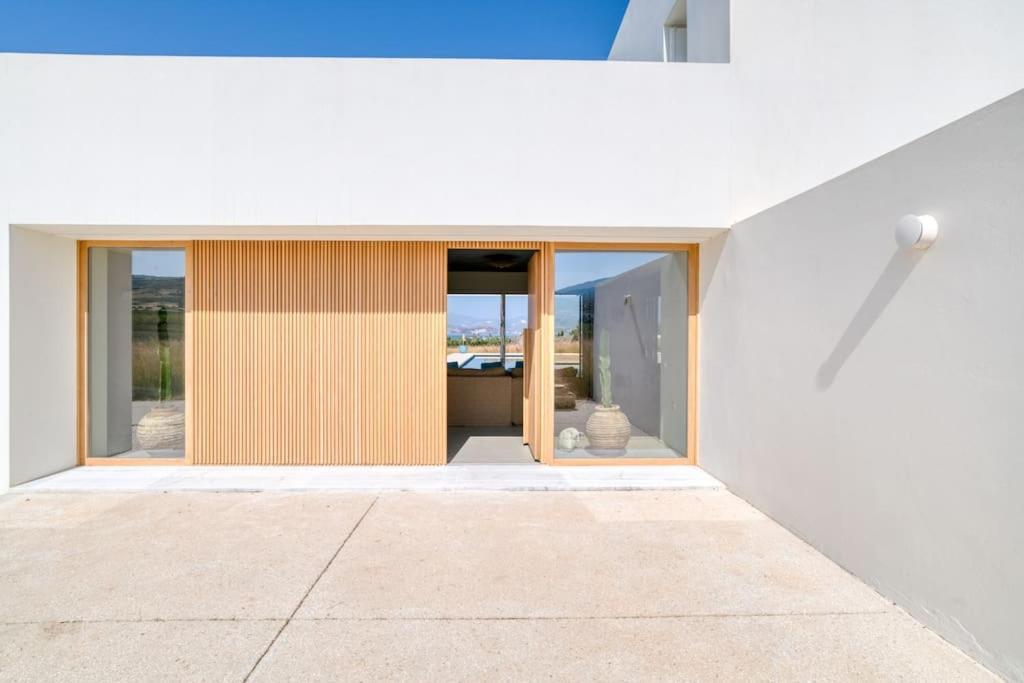 Villa Lampsi - Spacious & Modern Isterni  Extérieur photo