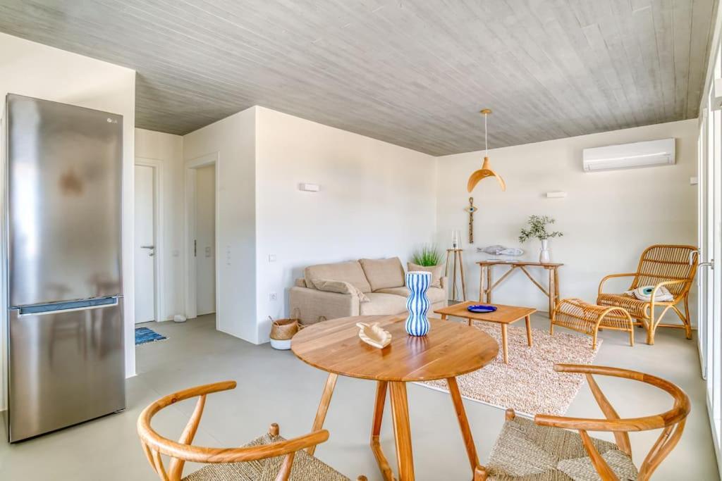 Villa Lampsi - Spacious & Modern Isterni  Extérieur photo